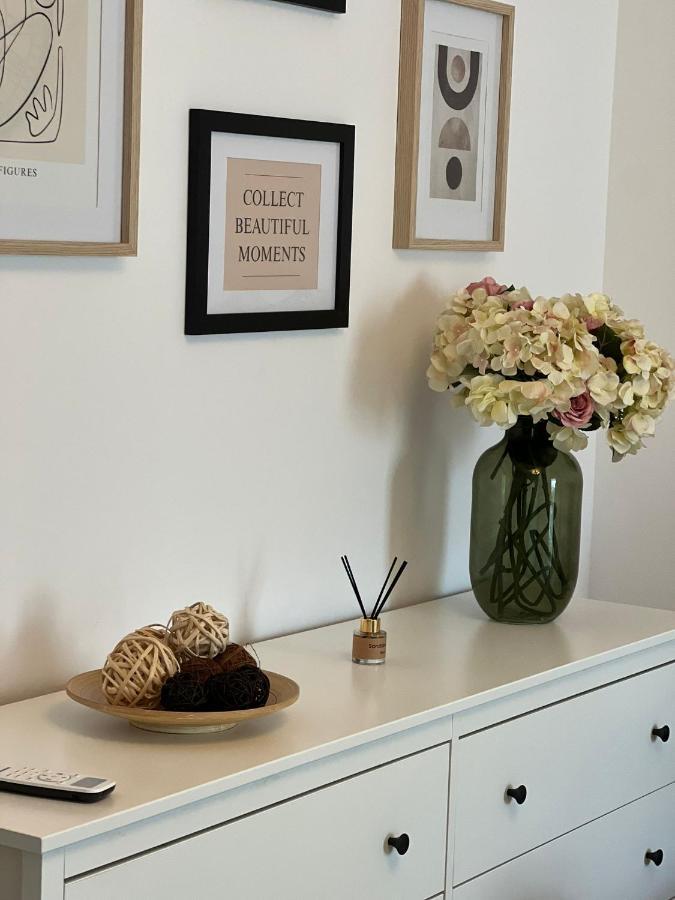 Amena Apartment *